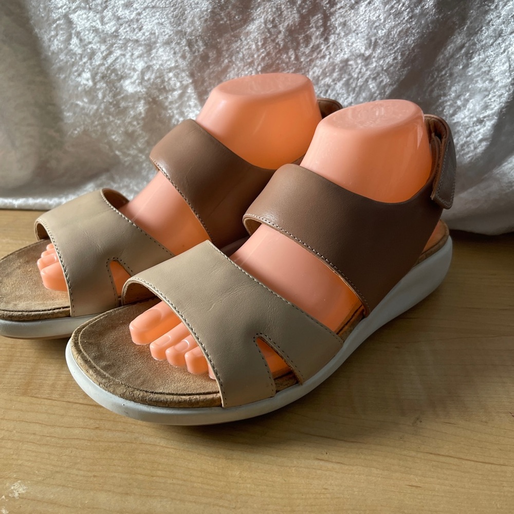Women's Two-Tone Sandals